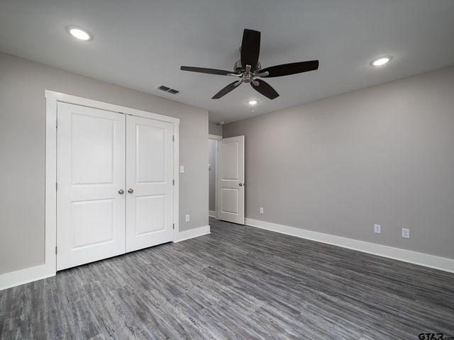 21317 Dean St, Chandler, TX 75758