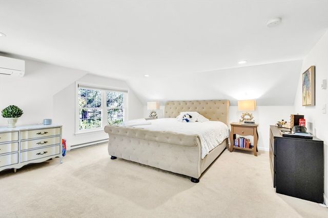 18 Mayflower Rd, Northborough, MA 01532