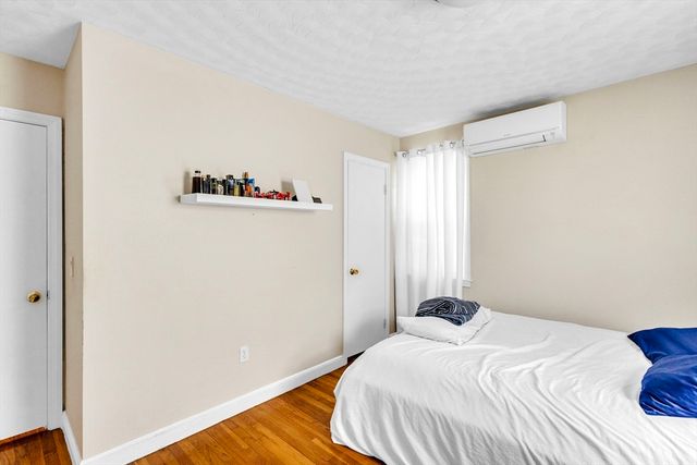 18 Mayflower Rd, Northborough, MA 01532