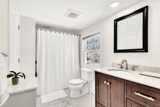 18 Mayflower Rd, Northborough, MA 01532