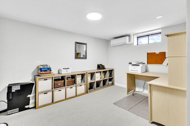 18 Mayflower Rd, Northborough, MA 01532