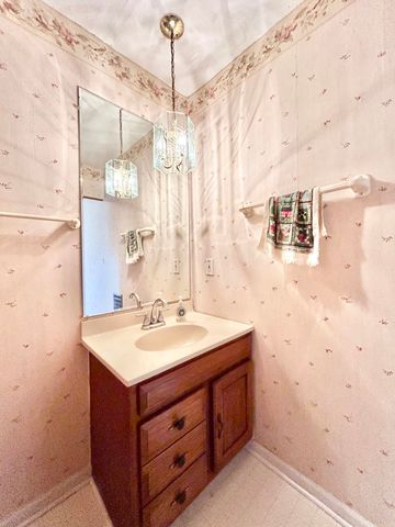 20 Maryland Avenue, Monticello, KY 42633