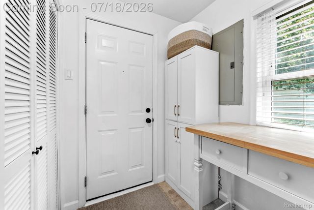 1916 E Troy Street, Ferndale, MI 48220