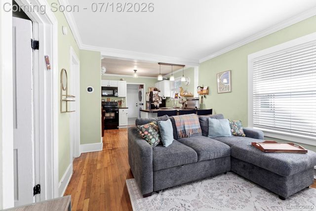 1916 E Troy Street, Ferndale, MI 48220