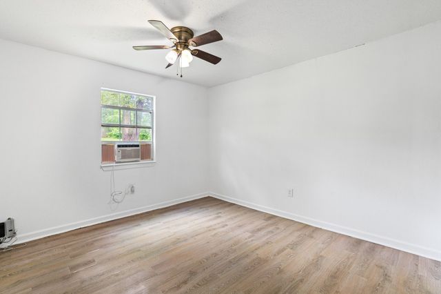 325 West Lane, Quinlan, TX 75474