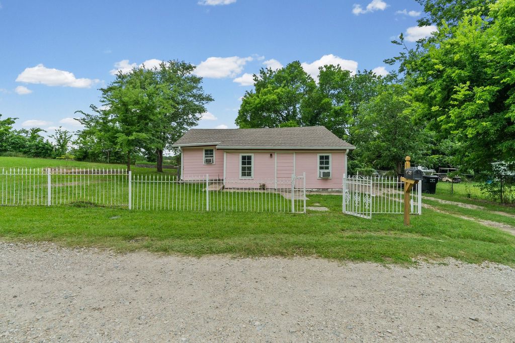325 West Lane, Quinlan, TX 75474
