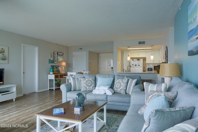 2000 New River Inlet Road 3309, North Topsail Beach, NC 28460