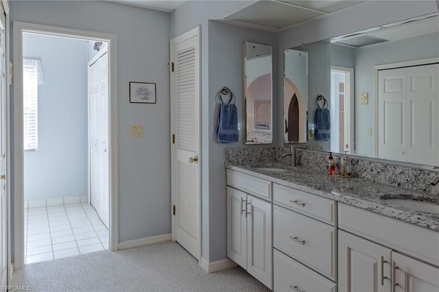 2317 SE 27th ST, Cape Coral, FL 33904