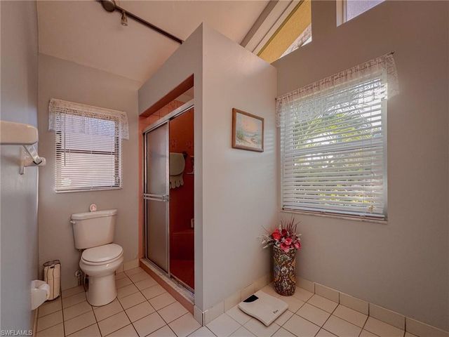 2317 SE 27th ST, Cape Coral, FL 33904