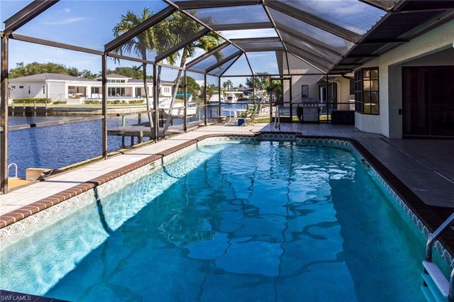 2317 SE 27th ST, Cape Coral, FL 33904
