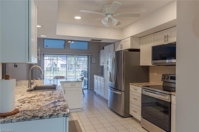 2317 SE 27th ST, Cape Coral, FL 33904