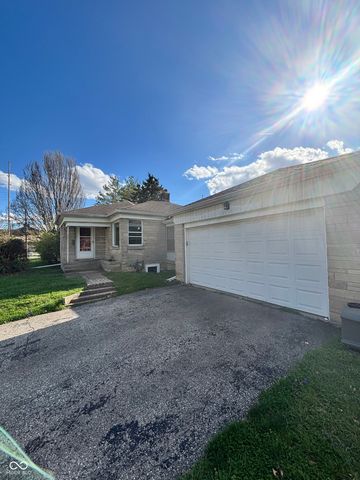 402 W 52nd Street, Indianapolis, IN 46208