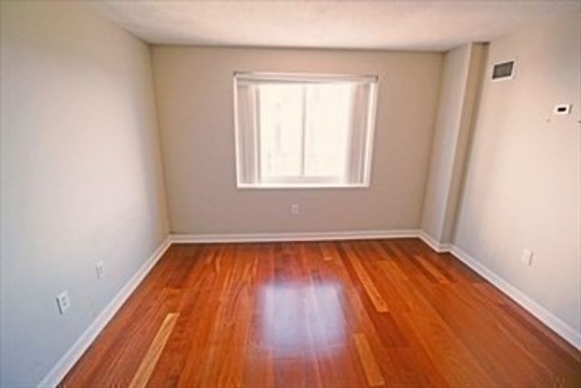 8 Museum Way 827, Cambridge, MA 02141