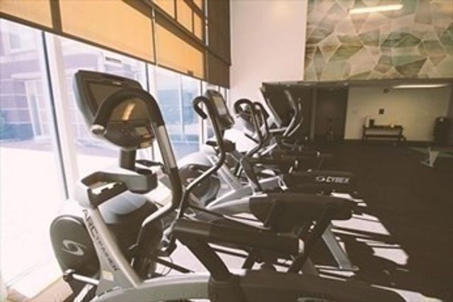 8 Museum Way 827, Cambridge, MA 02141