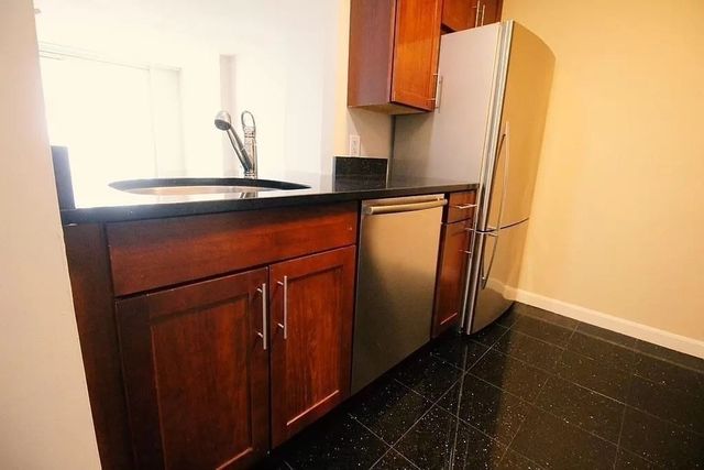 8 Museum Way 827, Cambridge, MA 02141