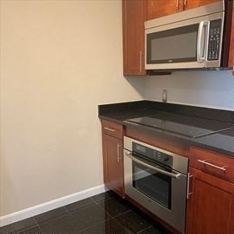 8 Museum Way 827, Cambridge, MA 02141