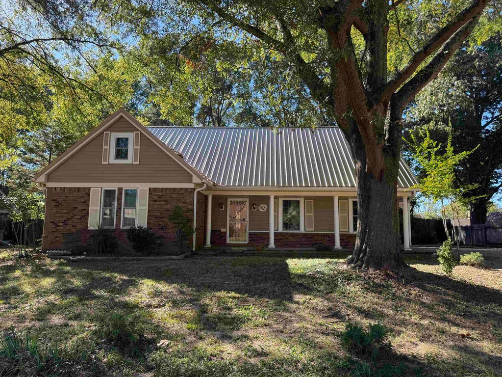 3875 EARLYNN DR, Bartlett, TN 38133