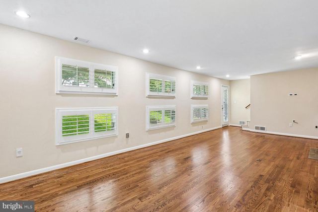 5915 HALSEY RD, Rockville, MD 20851