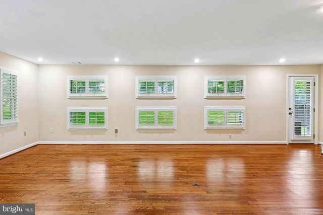 5915 HALSEY RD, Rockville, MD 20851