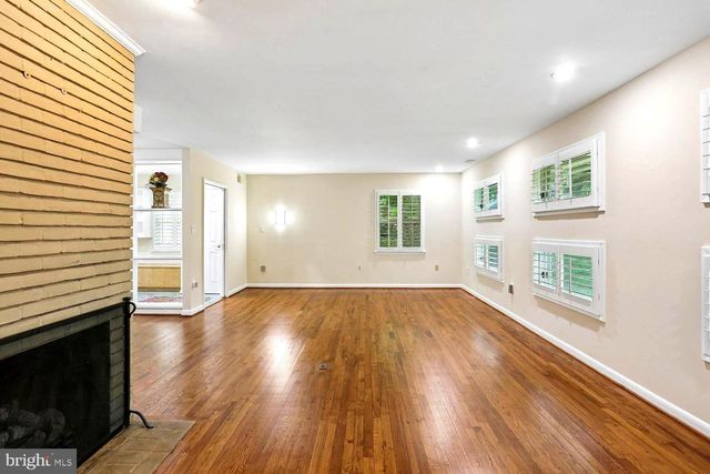 5915 HALSEY RD, Rockville, MD 20851