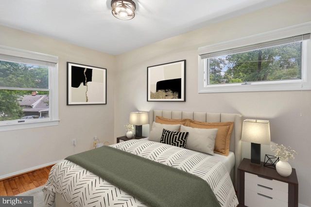 5915 HALSEY RD, Rockville, MD 20851