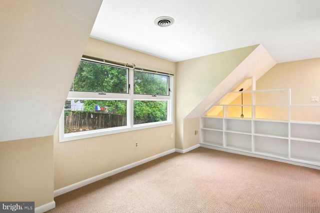 5915 HALSEY RD, Rockville, MD 20851