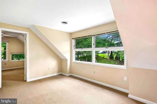 5915 HALSEY RD, Rockville, MD 20851