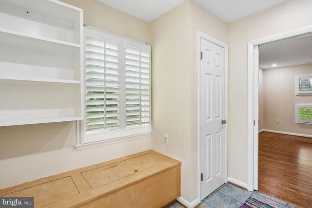 5915 HALSEY RD, Rockville, MD 20851