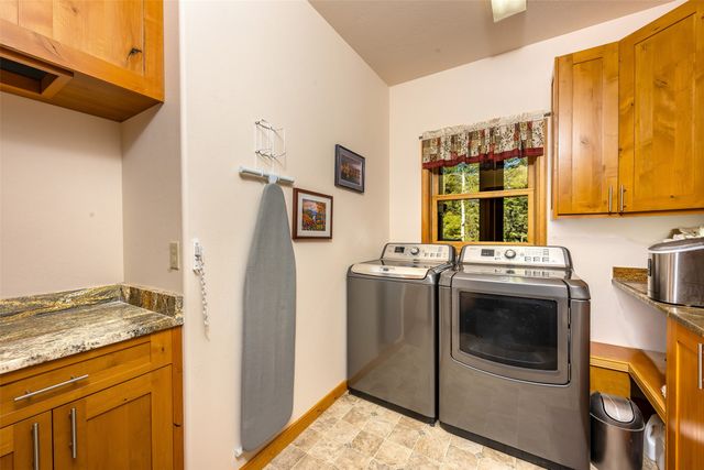 41 Taos Drive, Angel Fire, NM 87710