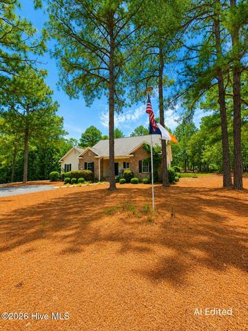 124 Lancashire Lane, West End, NC 27376