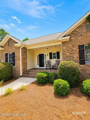 124 Lancashire Lane, West End, NC 27376