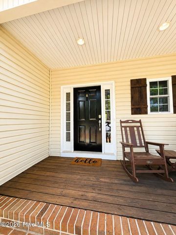 124 Lancashire Lane, West End, NC 27376