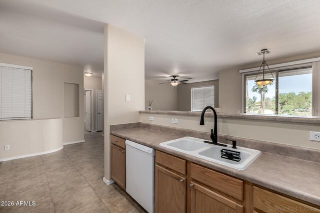 1335 E JUNE Street 202, Mesa, AZ 85203