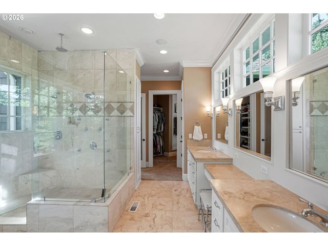 3545 EAGLECREST Rd, Salem, OR 97304