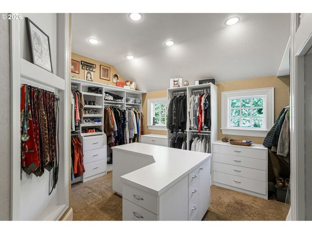 3545 EAGLECREST Rd, Salem, OR 97304