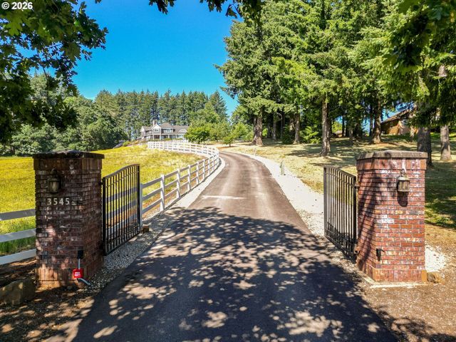 3545 EAGLECREST Rd, Salem, OR 97304