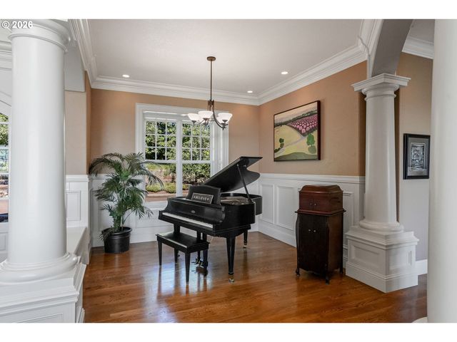 3545 EAGLECREST Rd, Salem, OR 97304