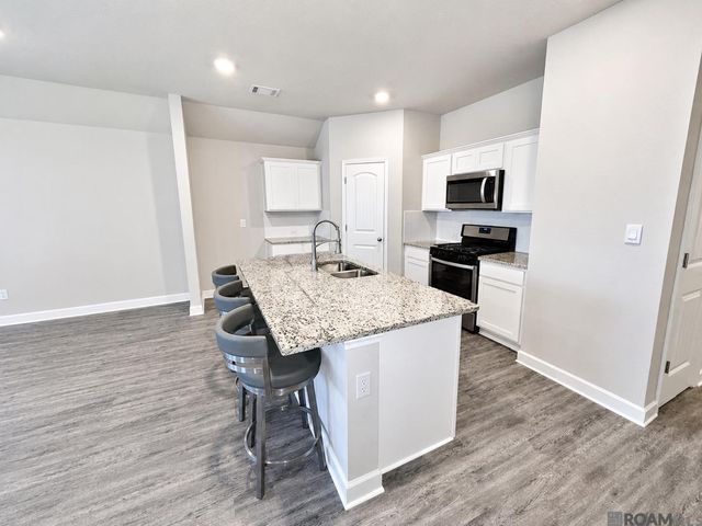 35512 Grovemont Dr, Denham Springs, LA 70706