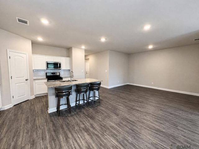 35512 Grovemont Dr, Denham Springs, LA 70706