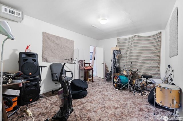 1471 NW 85th Street, Seattle, WA 98117