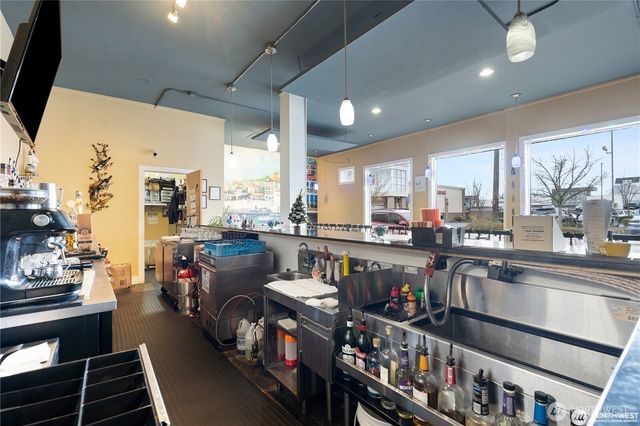 1471 NW 85th Street, Seattle, WA 98117