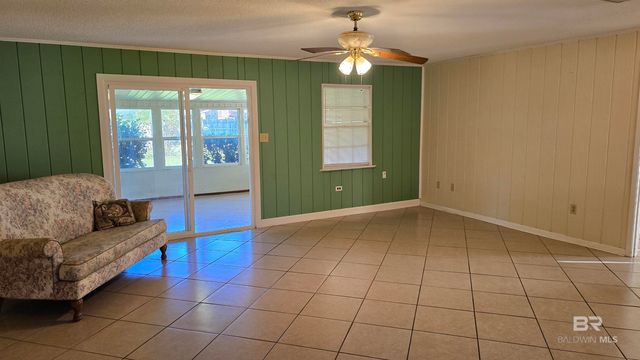 615 Pedigo Avenue, Foley, AL 36535