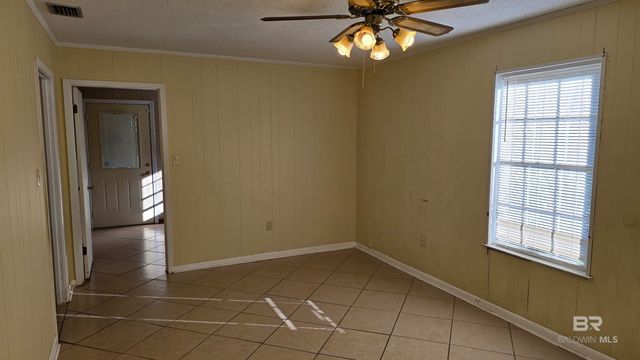 615 Pedigo Avenue, Foley, AL 36535