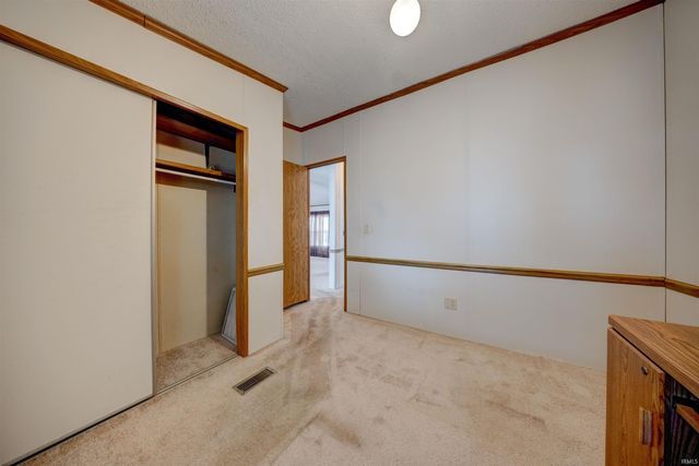 11299 W SR-68, Elberfeld, IN 47613