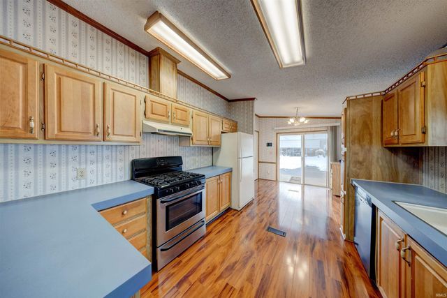 11299 W SR-68, Elberfeld, IN 47613