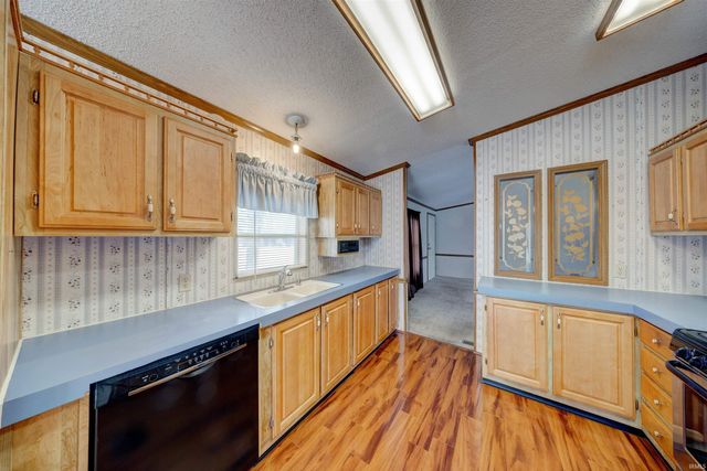 11299 W SR-68, Elberfeld, IN 47613