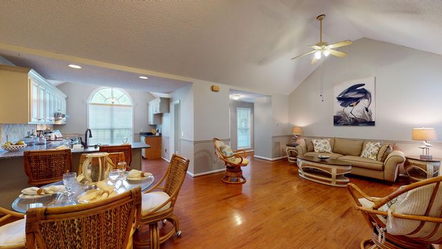 2560 Autumn Terrace, Dalzell, SC 29040