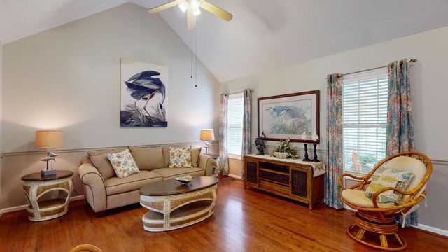 2560 Autumn Terrace, Dalzell, SC 29040