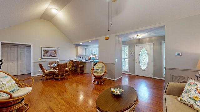 2560 Autumn Terrace, Dalzell, SC 29040