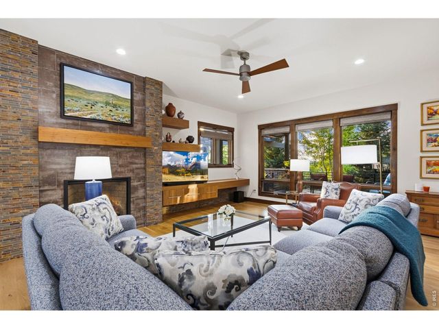5241 Hialeah Dr, Windsor, CO 80550